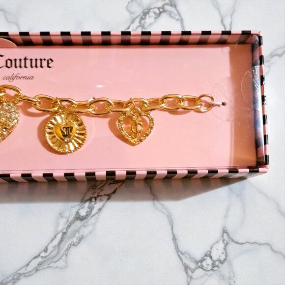 Juicy Couture Gold Heart Charm Bracelet NWT - Picture 7 of 8